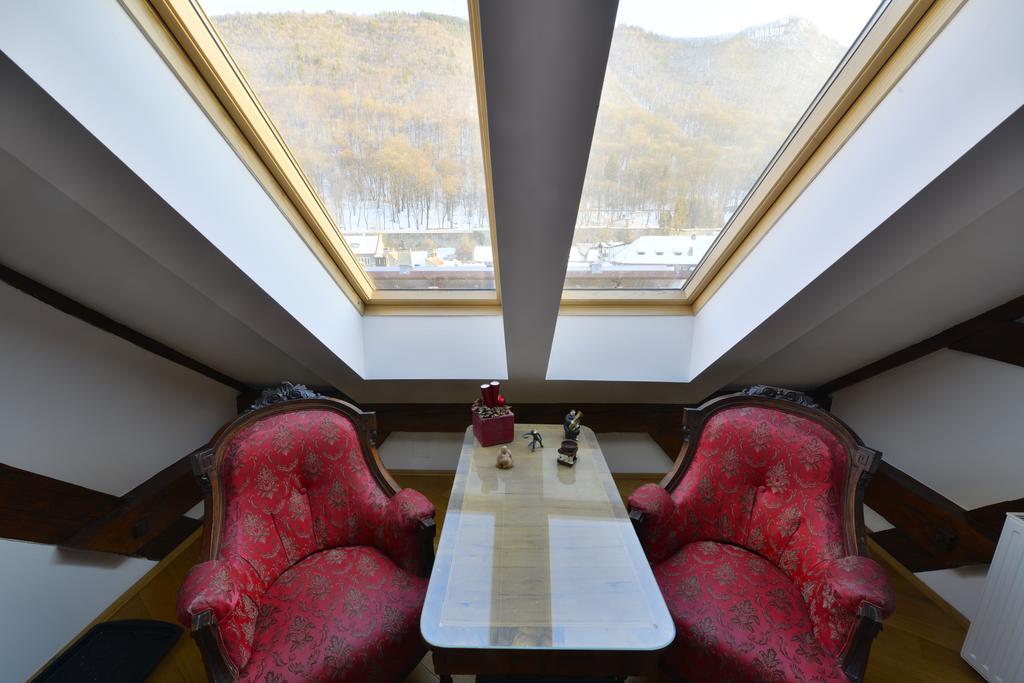 Kronhaus Braşov Extérieur photo