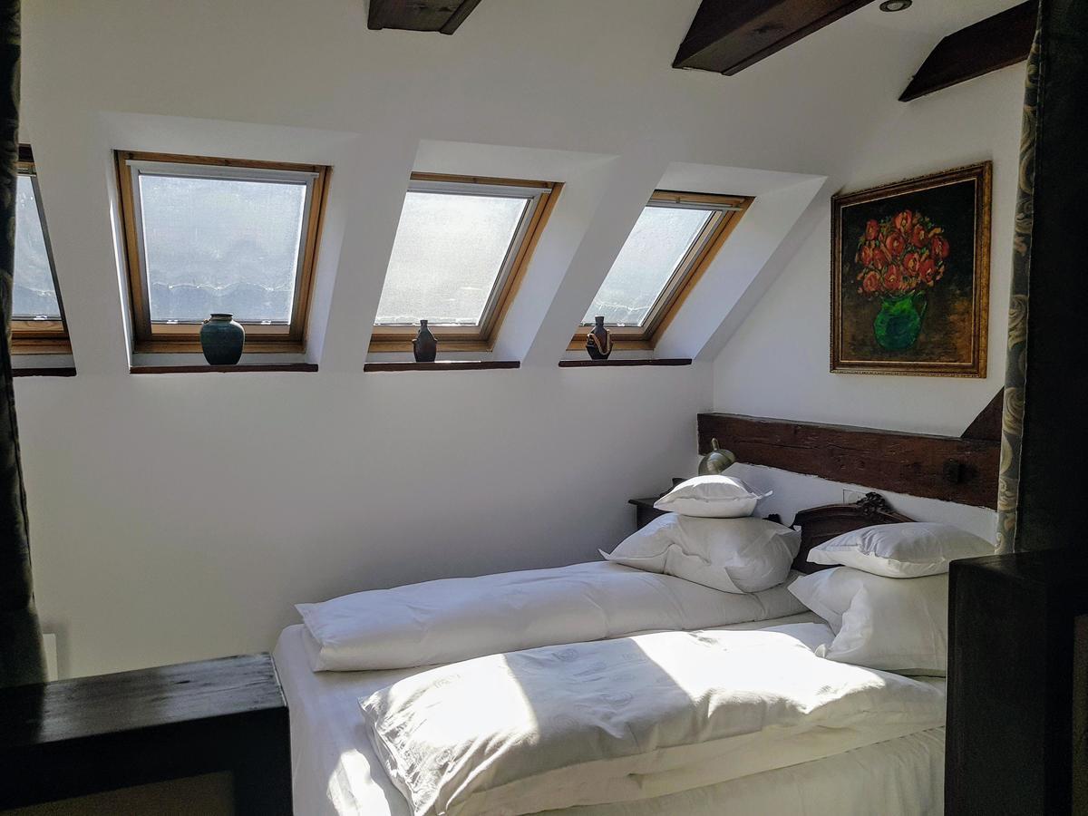 Kronhaus Braşov Extérieur photo