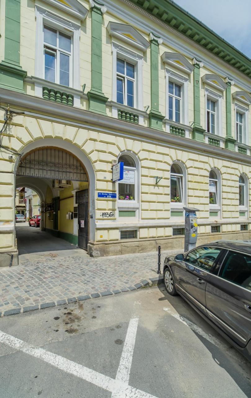Kronhaus Braşov Extérieur photo