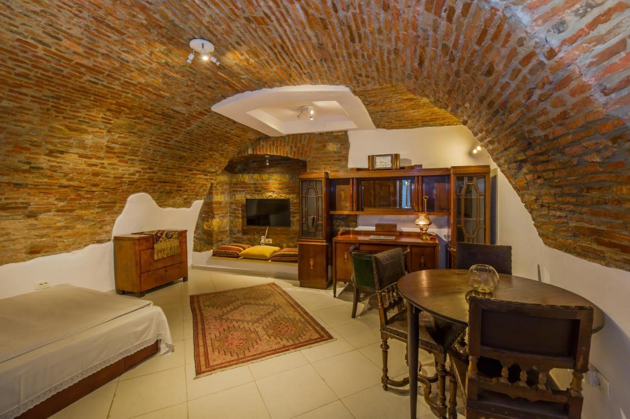 Kronhaus Braşov Extérieur photo