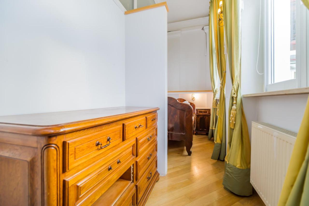 Kronhaus Braşov Extérieur photo